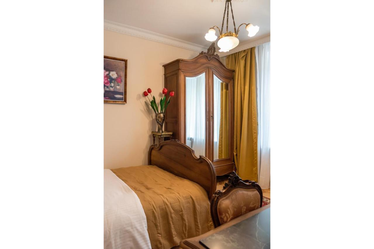 Downtown Antique Apartment Varsó Kültér fotó
