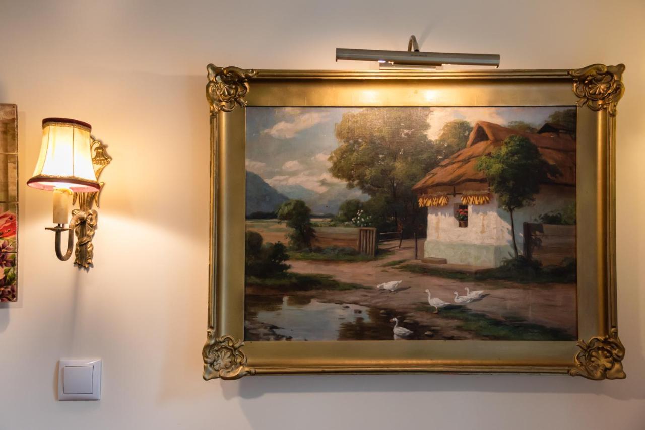 Downtown Antique Apartment Varsó Kültér fotó