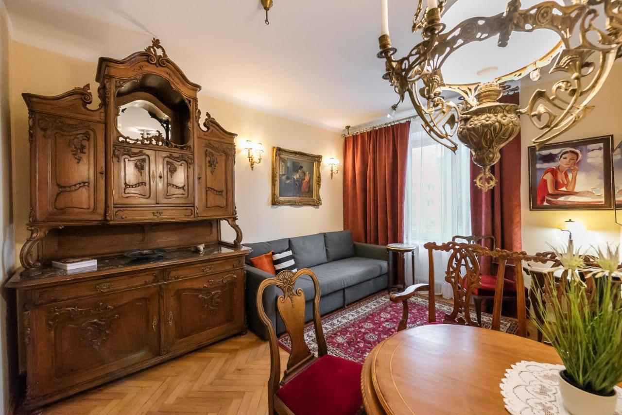 Downtown Antique Apartment Varsó Kültér fotó